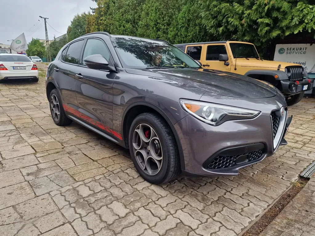 Zdjęcie: 2017 Alfa Romeo Stelvio