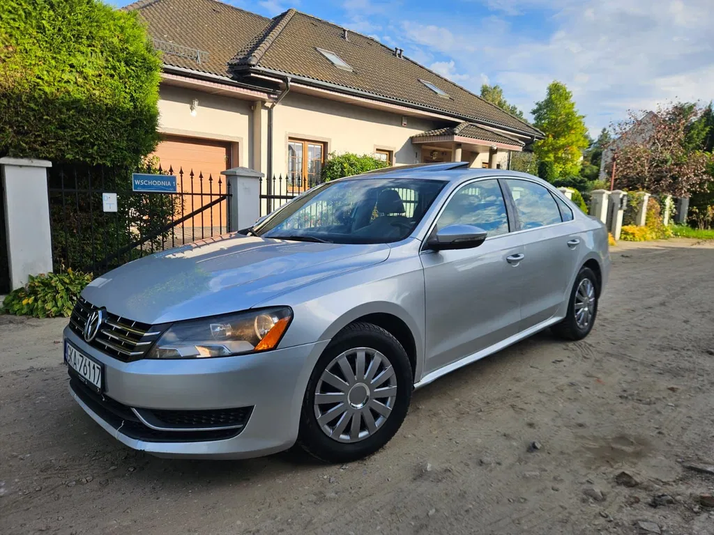 Zdjęcie: 2011 Volkswagen Passat