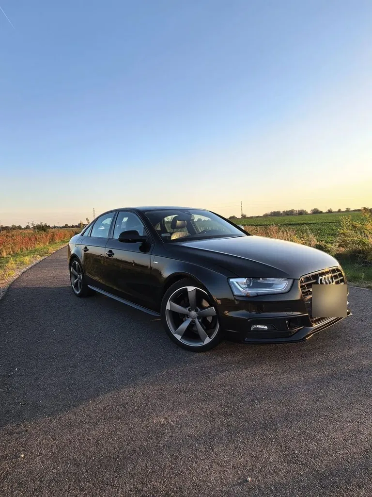 Zdjęcie: 2015 Audi A4Limousine