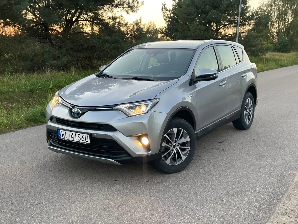 Zdjęcie: 2017 Toyota RAV-4