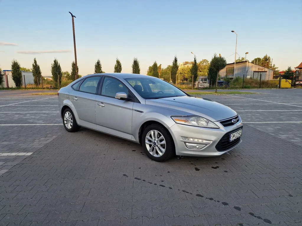 Zdjęcie: 2011 Ford Mondeo