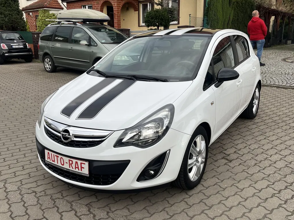 Zdjęcie: 2013 Opel Corsa