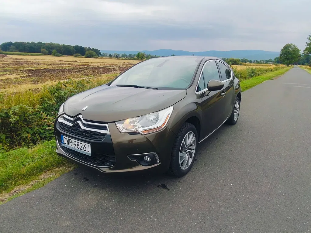 Zdjęcie: 2013 Citroen DS4