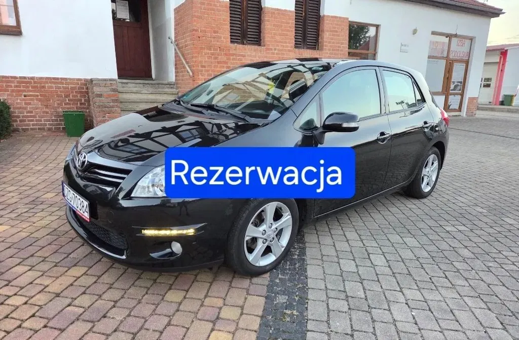 Zdjęcie: 2011 Toyota Auris