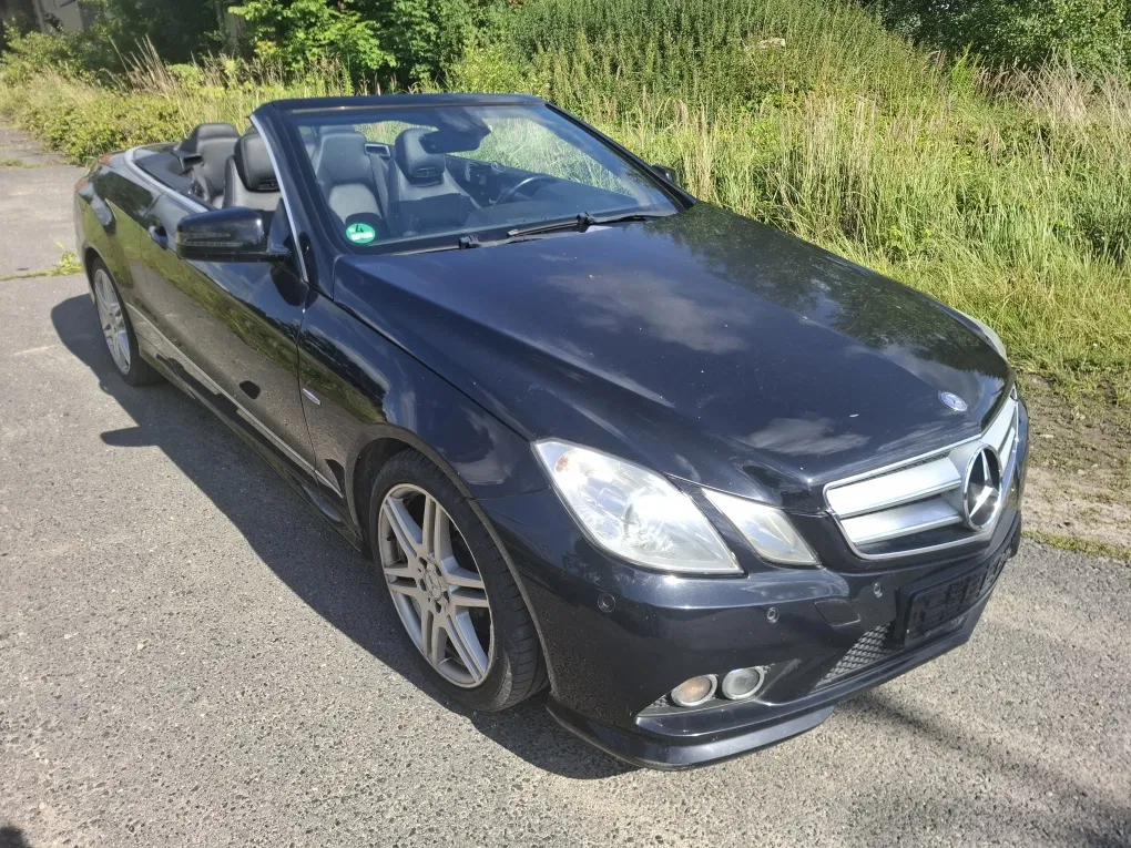 Zdjęcie: 2010 Mercedes-Benz E Klasa