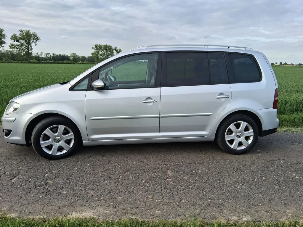 Zdjęcie: 2009 Volkswagen Touran