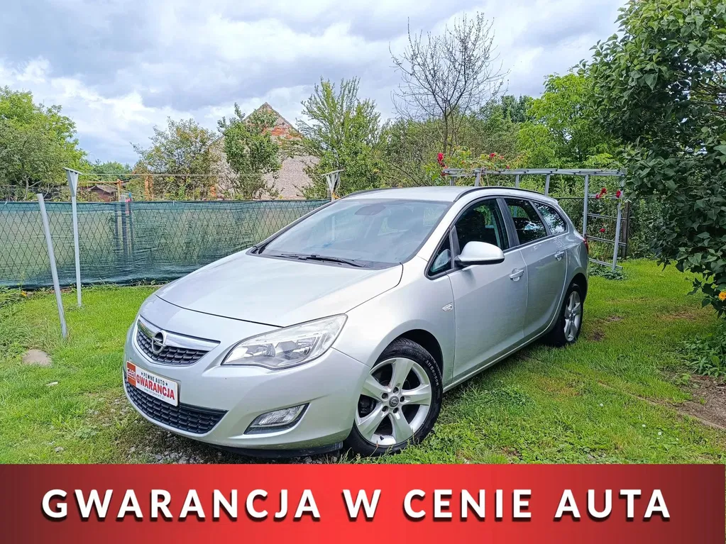 Zdjęcie: 2011 Opel Astra