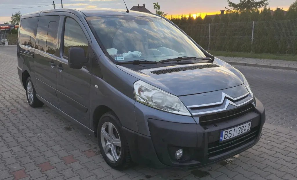 Zdjęcie: 2010 Citroen Jumpy Combi