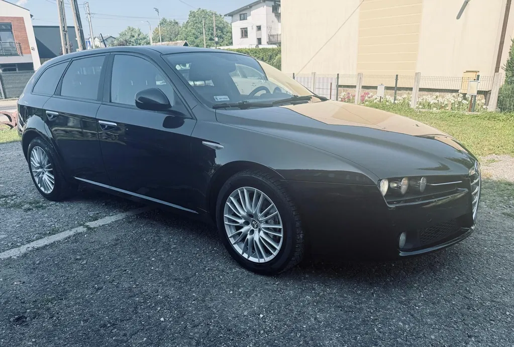 Zdjęcie: 2011 Alfa Romeo 159