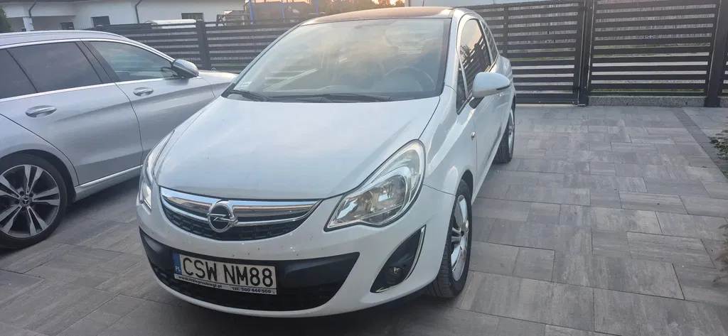 Zdjęcie: 2011 Opel Corsa