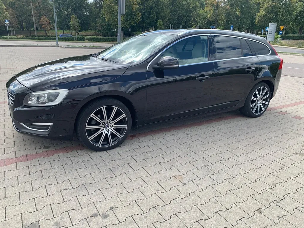 Zdjęcie: 2014 Volvo V60