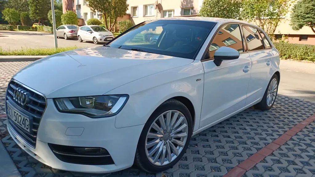 Zdjęcie: 2015 Audi A3 Sportback