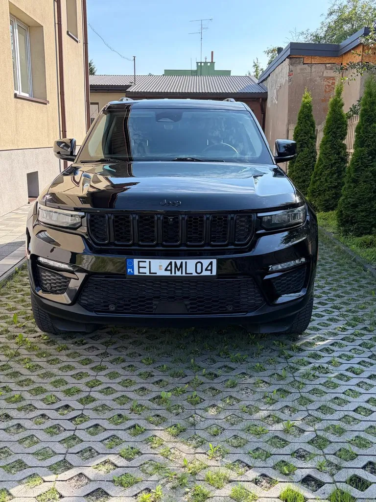 Zdjęcie: 2023 Jeep Grand Cherokee