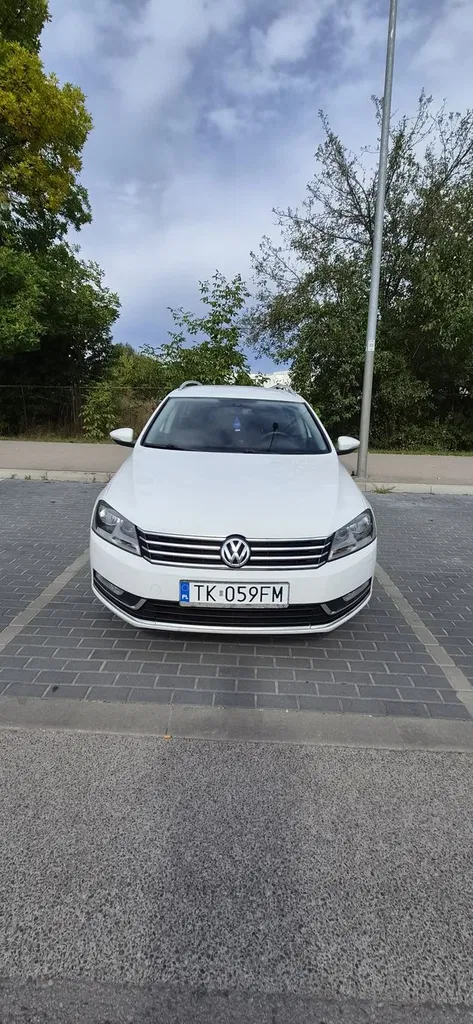 Zdjęcie: 2011 Volkswagen Passat