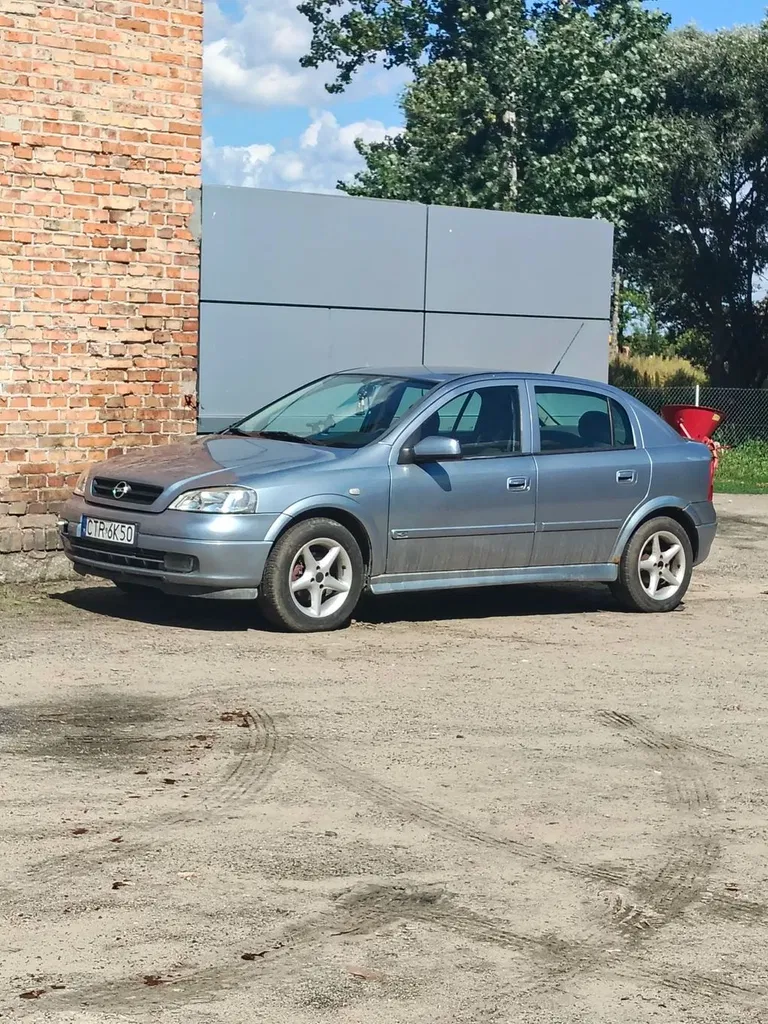 Zdjęcie: 2004 Opel Astra