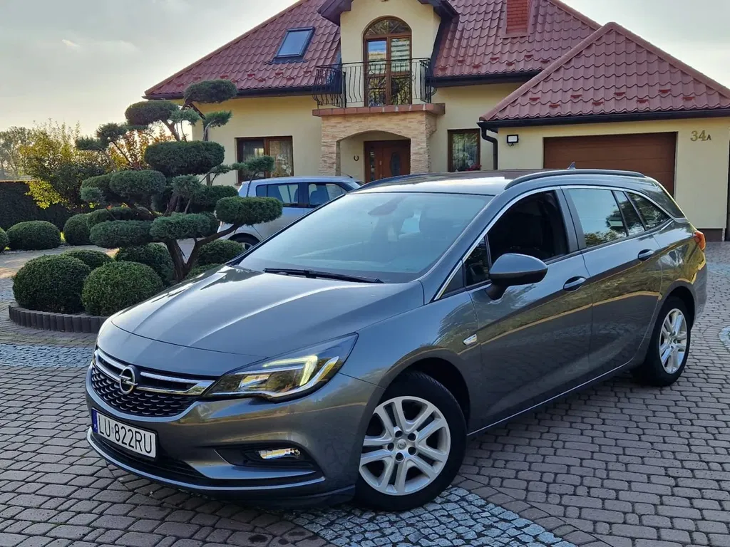 Zdjęcie: 2018 Opel Astra