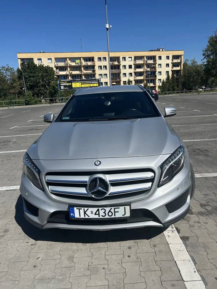 Zdjęcie: 2015 Mercedes-Benz GLA
