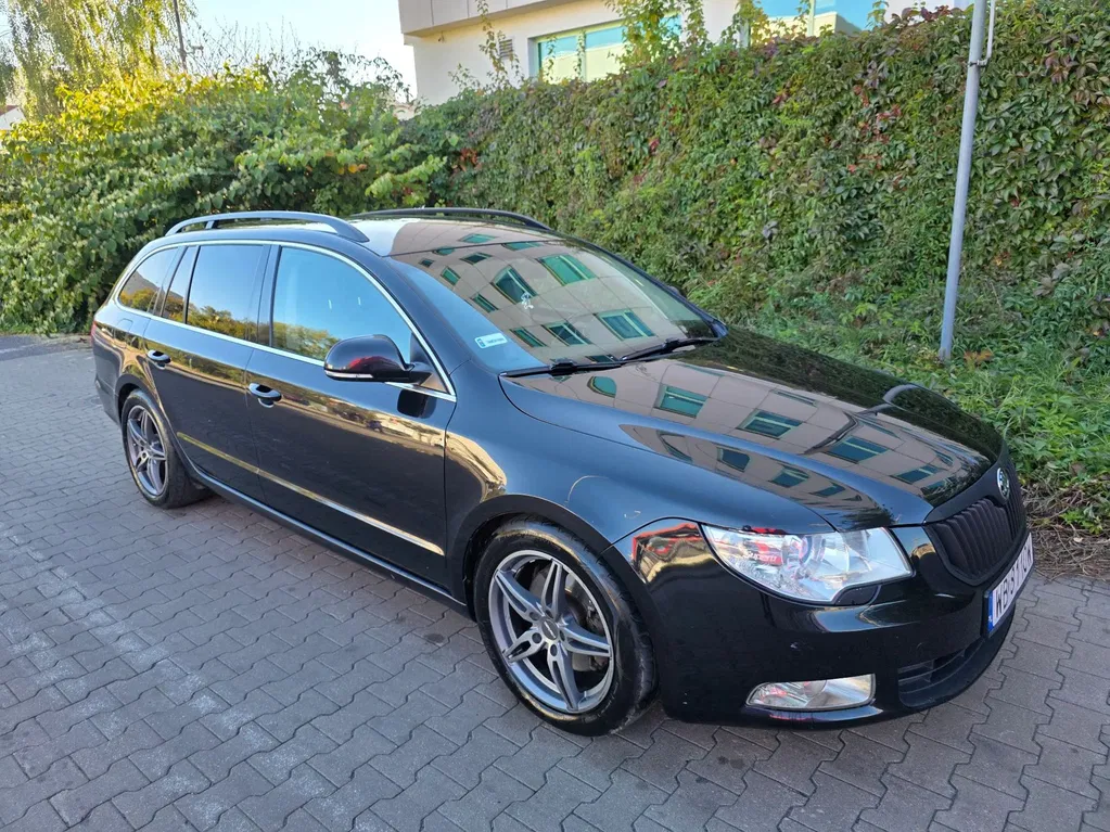 Zdjęcie: 2010 Skoda Superb