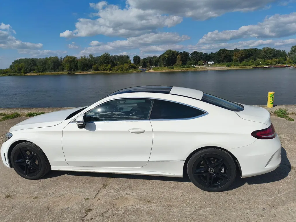 Zdjęcie: 2018 Mercedes-Benz C Klasa