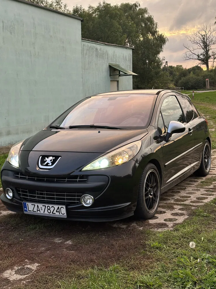 Zdjęcie: 2008 Peugeot 207
