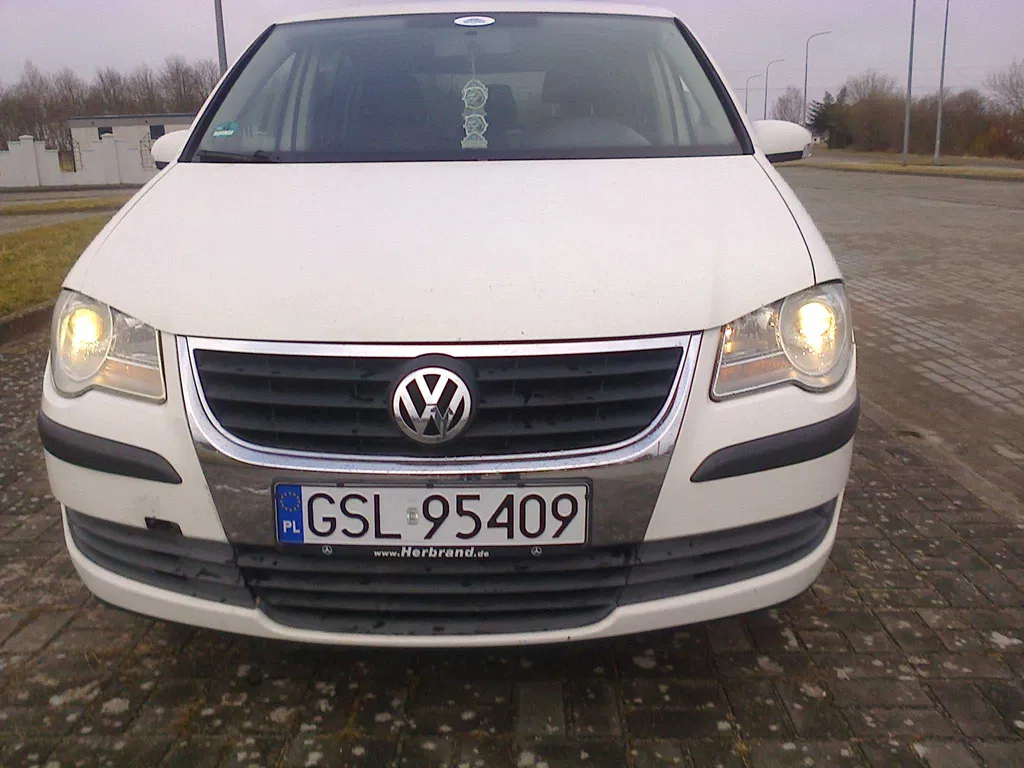 Zdjęcie: 2008 Volkswagen Touran