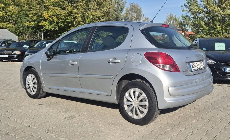 Zdjęcie: 2011 Peugeot 207