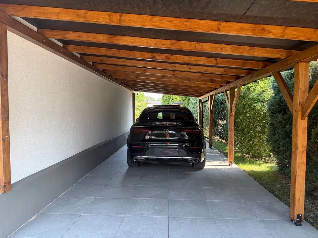 Zdjęcie: 2017 Mercedes-Benz GLC