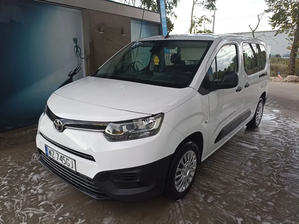 Zdjęcie: 2023 Toyota Proace City Verso
