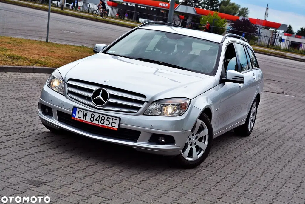 Zdjęcie: 2010 Mercedes-Benz C Klasa