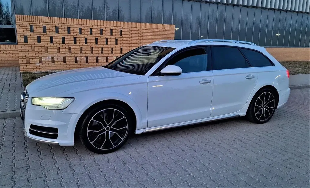 Zdjęcie: 2015 Audi A6 Allroad