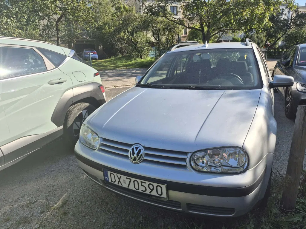 Zdjęcie: 2004 Volkswagen Golf