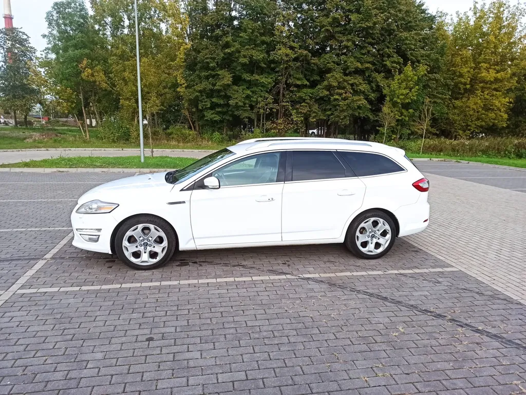 Zdjęcie: 2010 Ford Mondeo