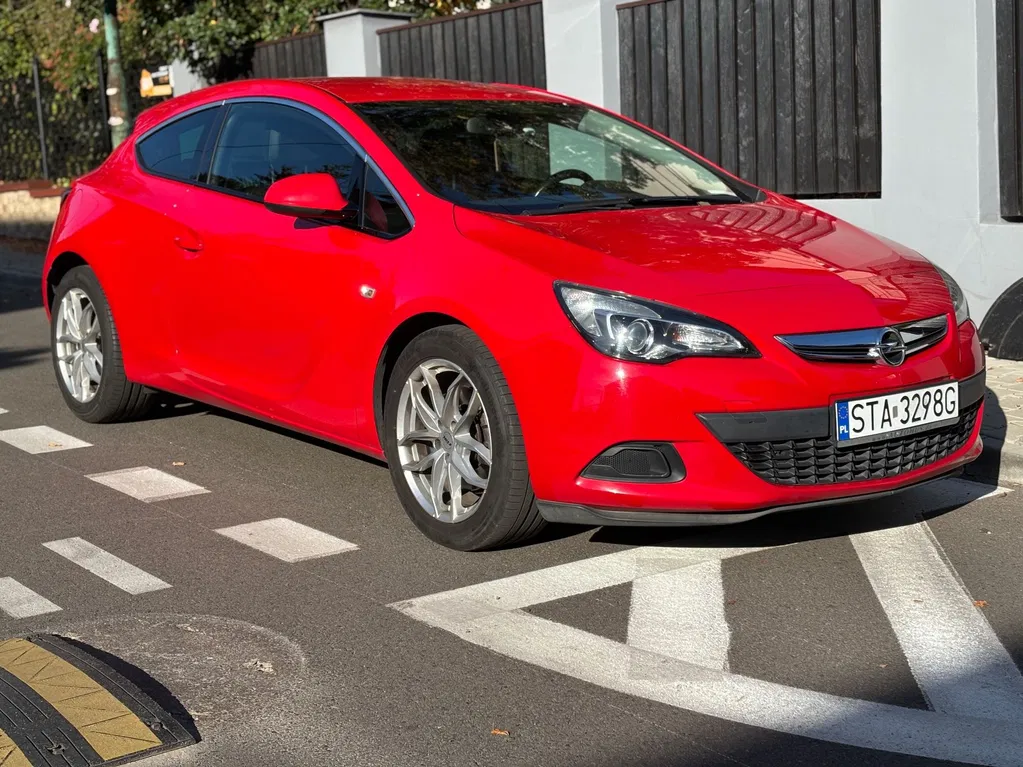 Zdjęcie: 2014 Opel Astra