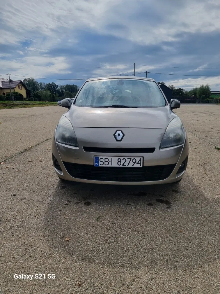 Zdjęcie: 2009 Renault Grand Scenic