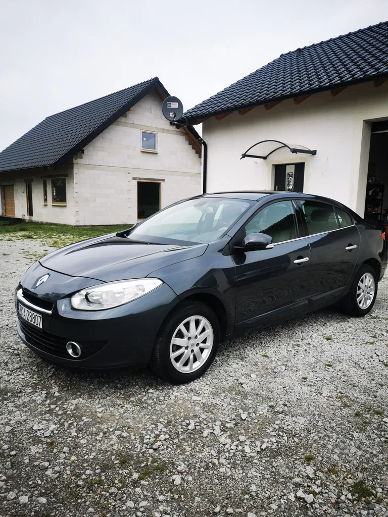Zdjęcie: 2010 Renault Fluence