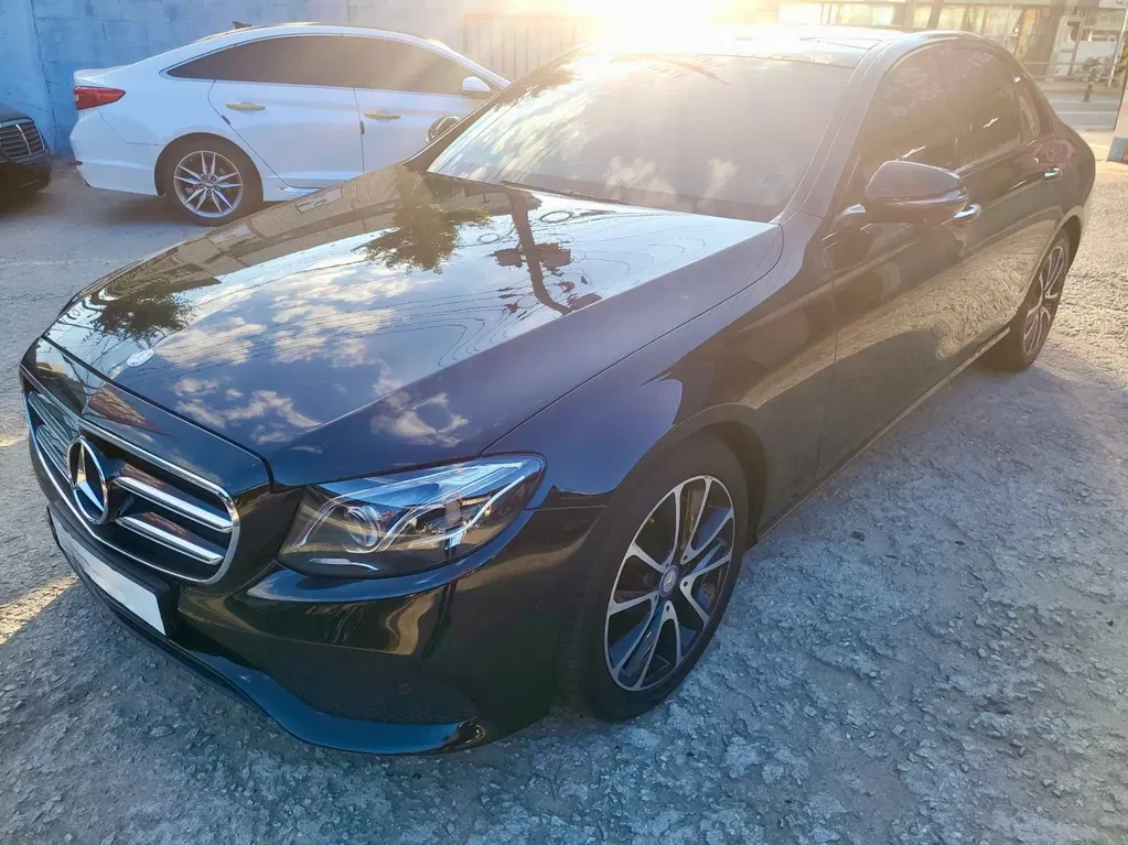 Zdjęcie: 2017 Mercedes-Benz E Klasa