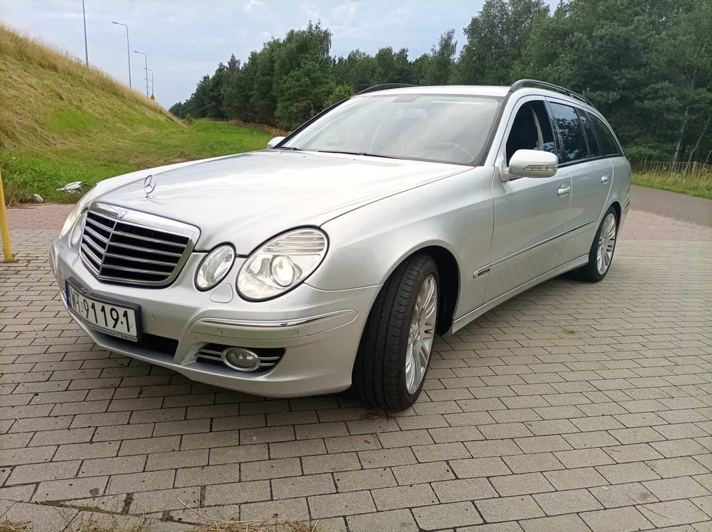 Zdjęcie: 2007 Mercedes-Benz E Klasa