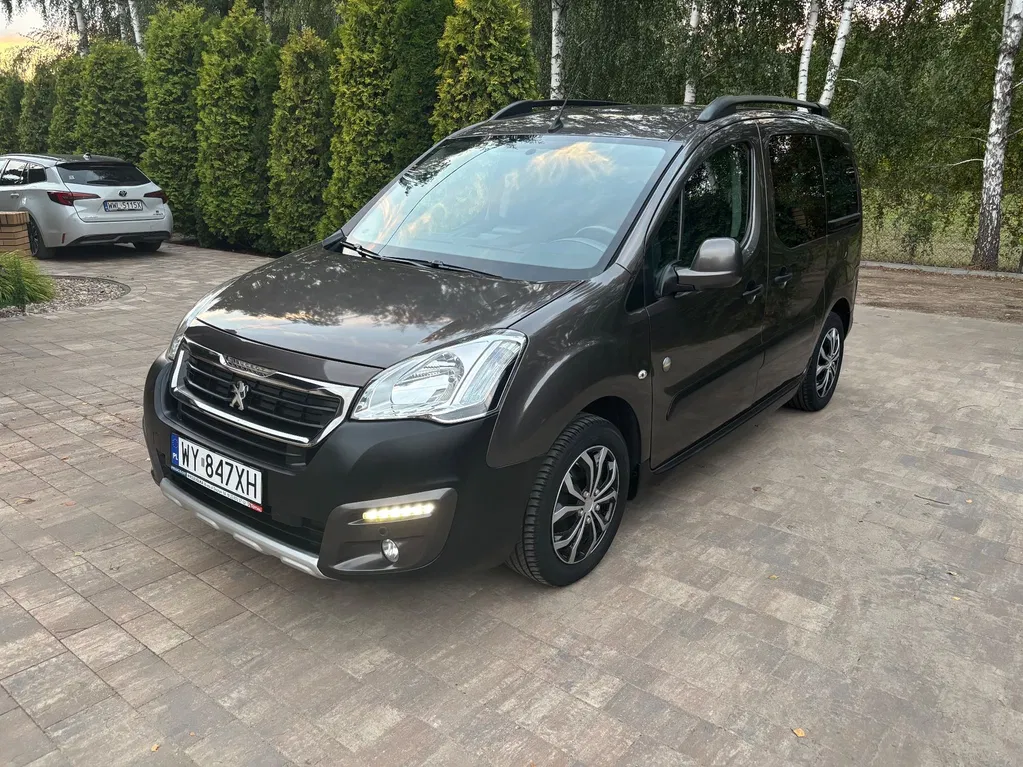 Zdjęcie: 2015 Peugeot Partner