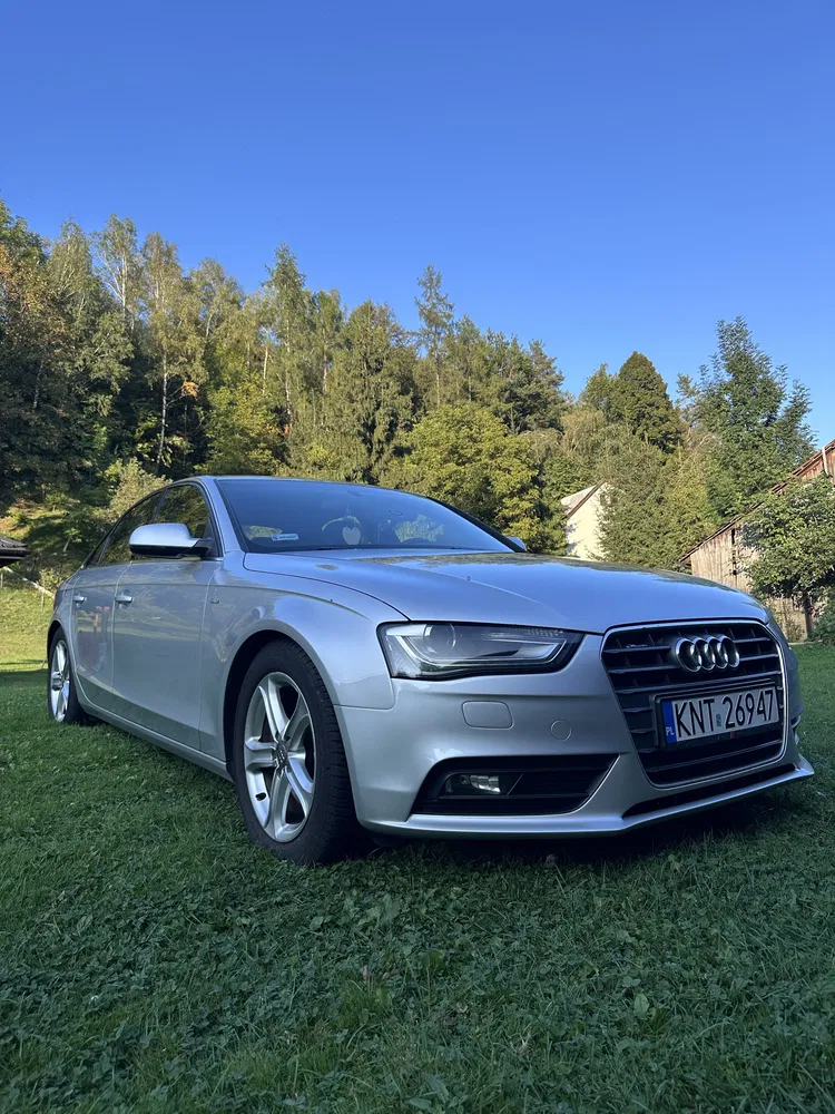 Zdjęcie: 2012 Audi A4Limousine