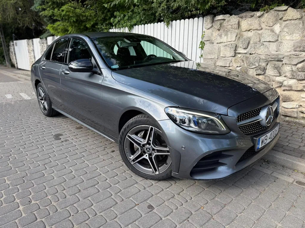Zdjęcie: 2019 Mercedes-Benz C Klasa