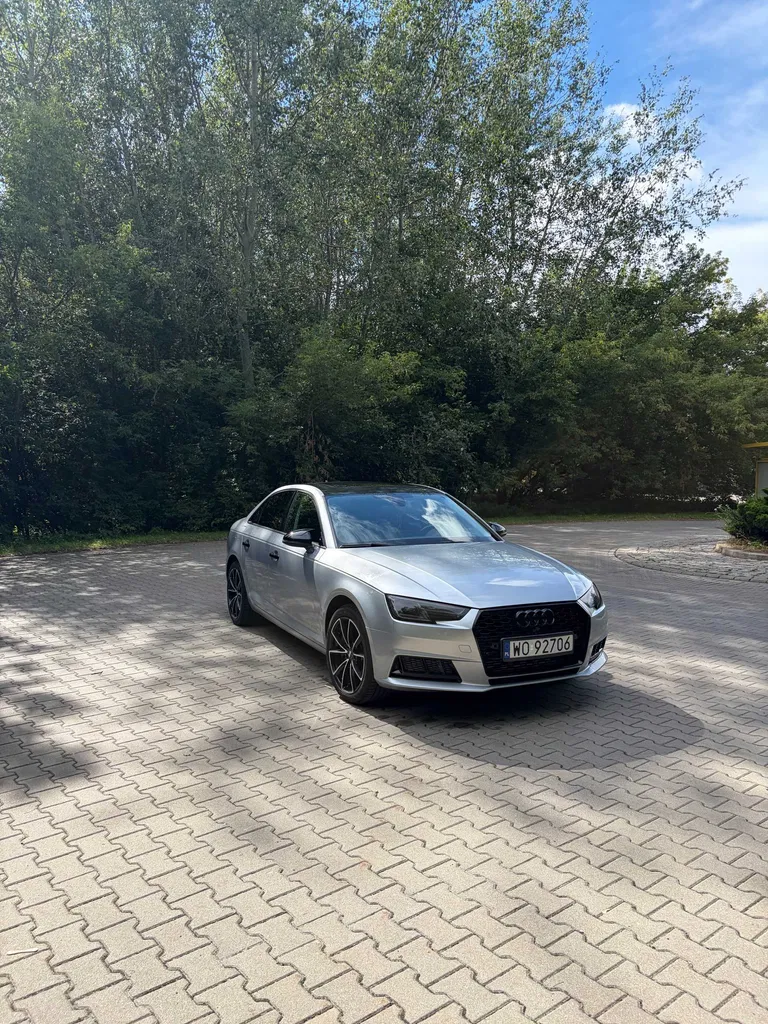 Zdjęcie: 2017 Audi A4Limousine