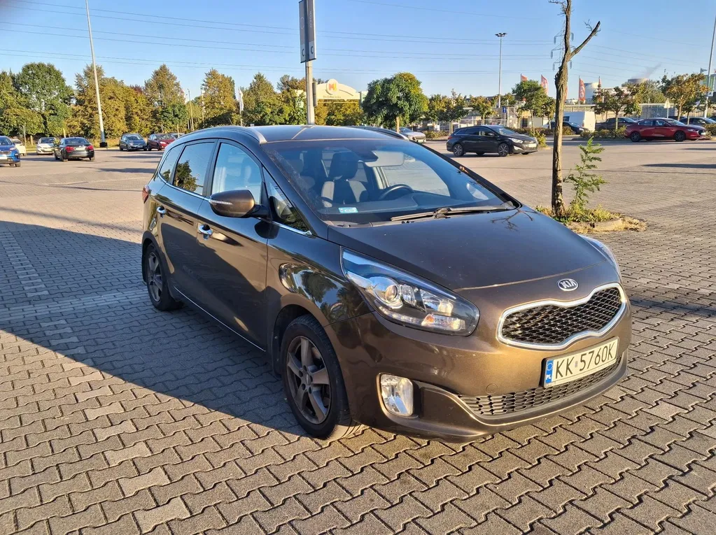 Zdjęcie: 2014 Kia Carens