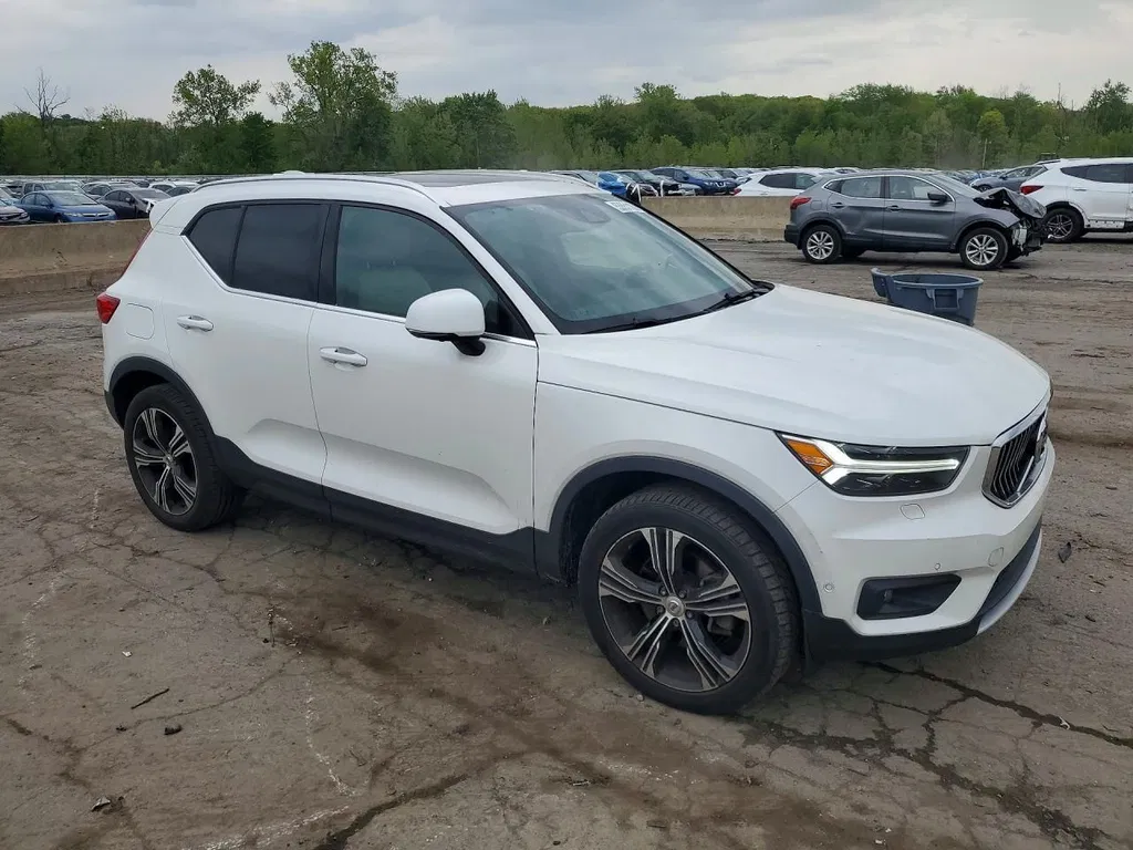 Zdjęcie: 2019 Volvo XC 40