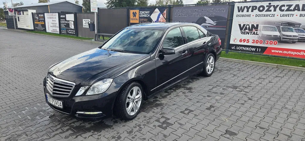 Zdjęcie: 2012 Mercedes-Benz E Klasa