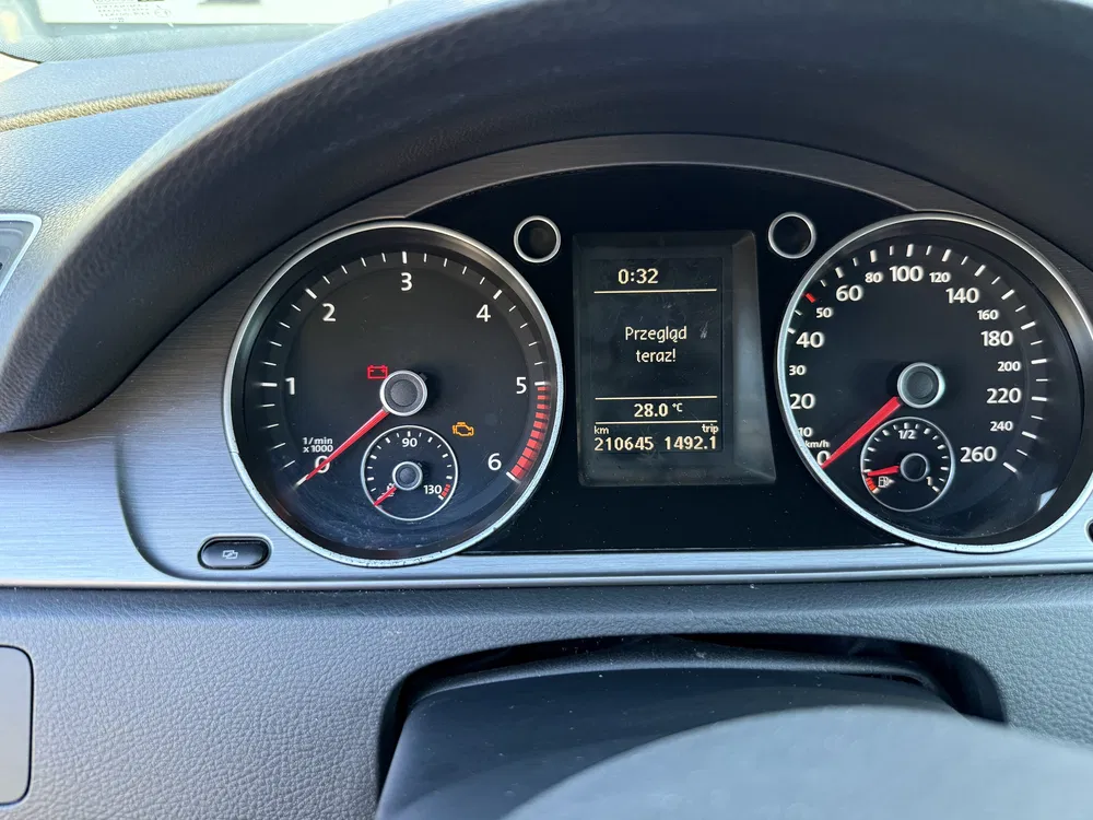 Zdjęcie: 2011 Volkswagen Passat