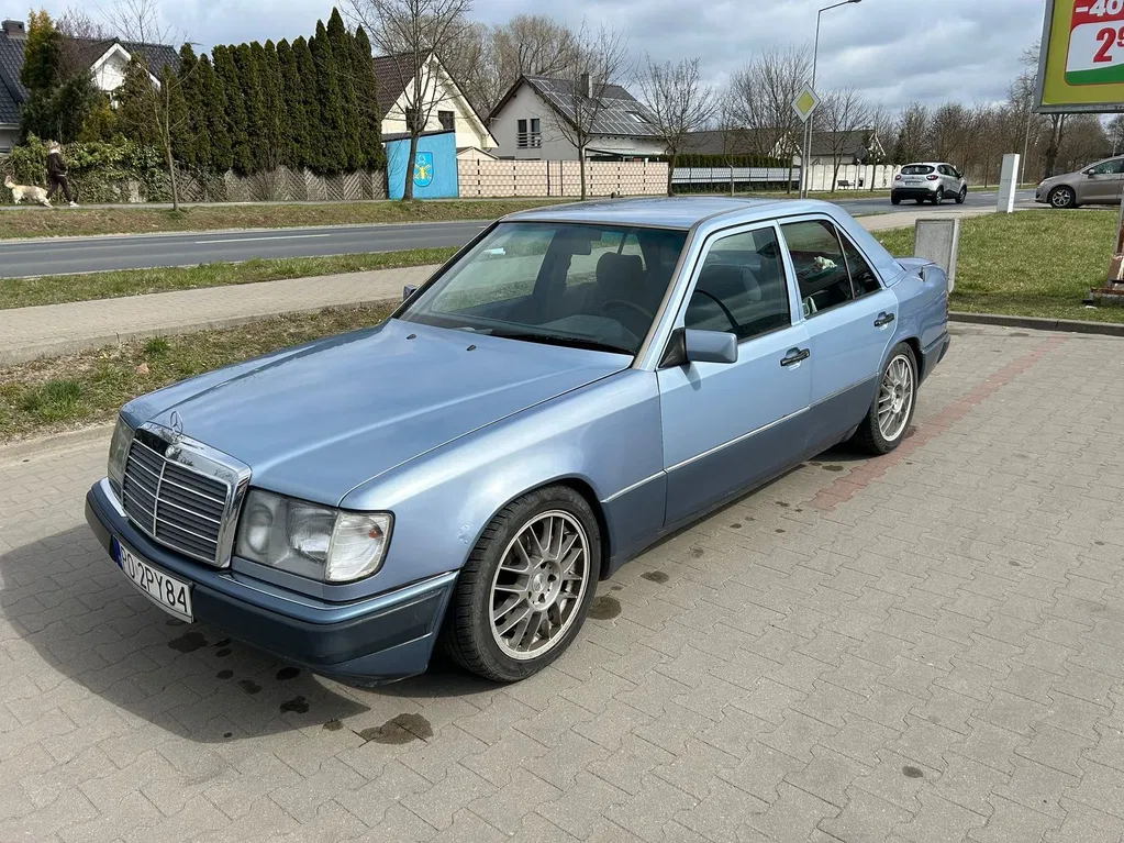 Zdjęcie: 1991 Mercedes-Benz W124