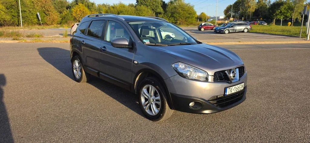 Zdjęcie: 2010 Nissan Qashqai+2
