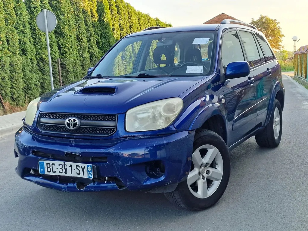 Zdjęcie: 2004 Toyota RAV-4
