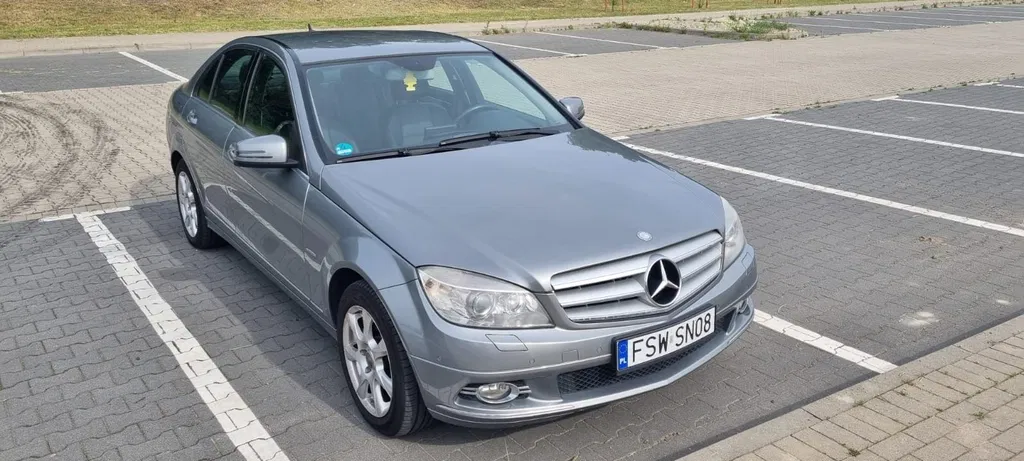 Zdjęcie: 2009 Mercedes-Benz C Klasa