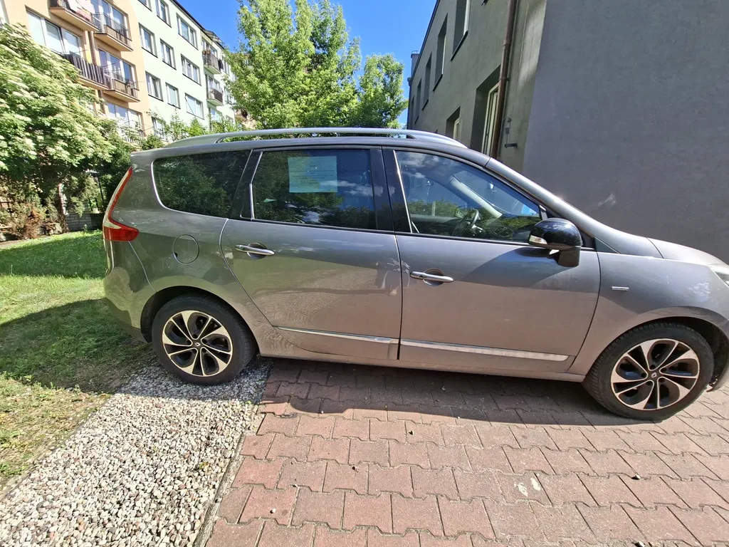 Zdjęcie: 2014 Renault Scenic
